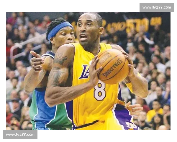 回顾湖人对阵小牛狂砍六十二分经典比赛全程录像解析深度回放精华